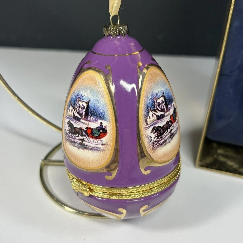 Vintage Mr. Christmas Porcelain Egg Musical Ornament Trinket Box Works‎